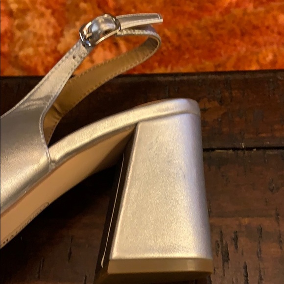 Silver Chunky Heel Pump - Picture 4 of 6